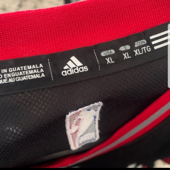 Demar DeRozan Toronto Raptors Adidas nba Jersey - Picture 3 of 3